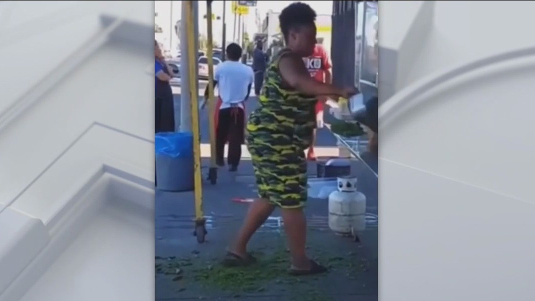Woman angry over burrito attacks food vendor in South LA