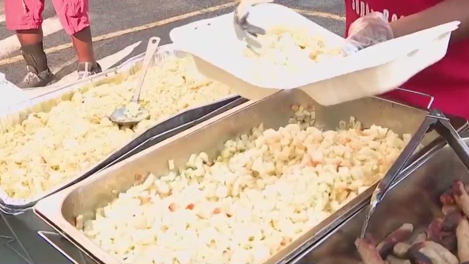 'Sunday Best Crew' providing homecooked meals for homeless Detroiters