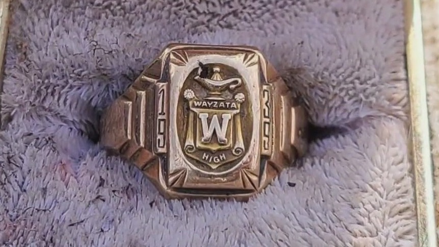 Family searches for owner of old class ring