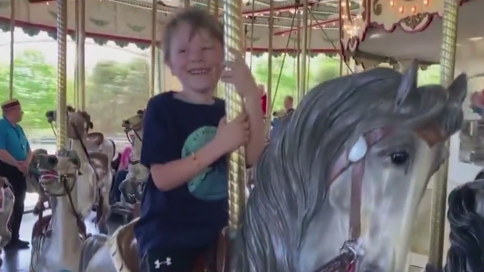 Historic carousel opens for the season in Como Park