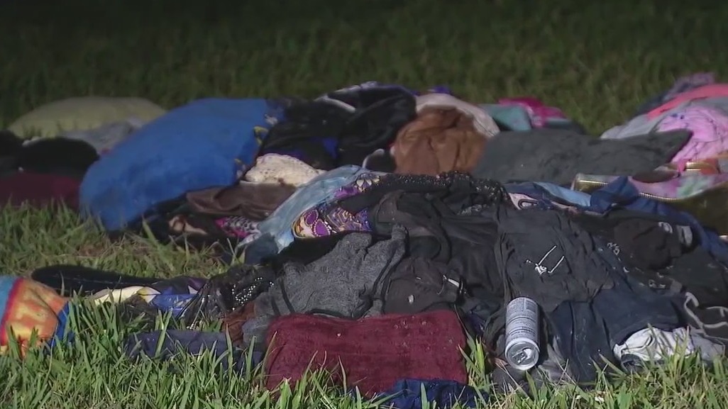 Florida neighborhood hit hard by Ian continues to wait for debris pickup as trash piles up