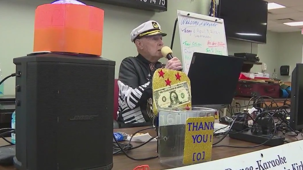 94-year-old DJ keeps parties going