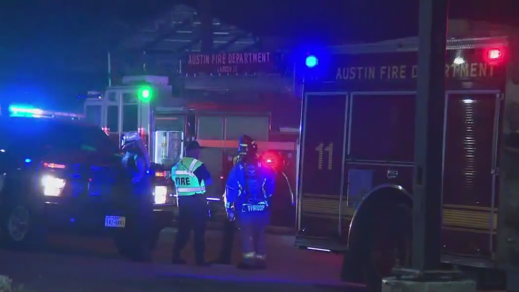 AFD extinguishes fire at Austin Aqua-Dome