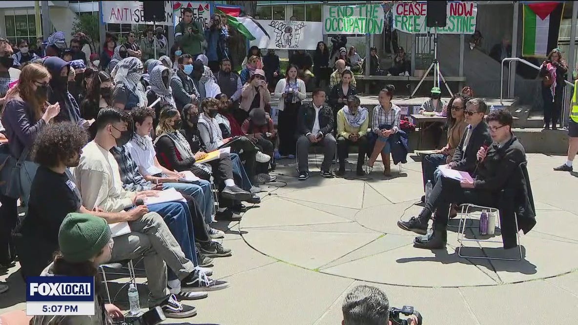 SFSU president meets with student protestors to hear concerns