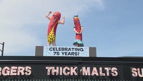 Chicago's Superdawg celebrates 75 years of serving customers