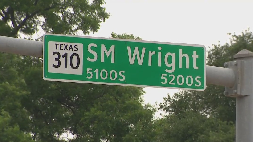 S.M. Wright's name left off new signs due to error