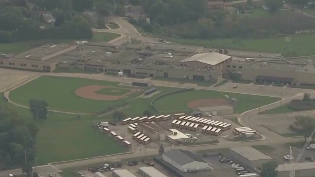 Activities canceled over threat at Round Lake High School