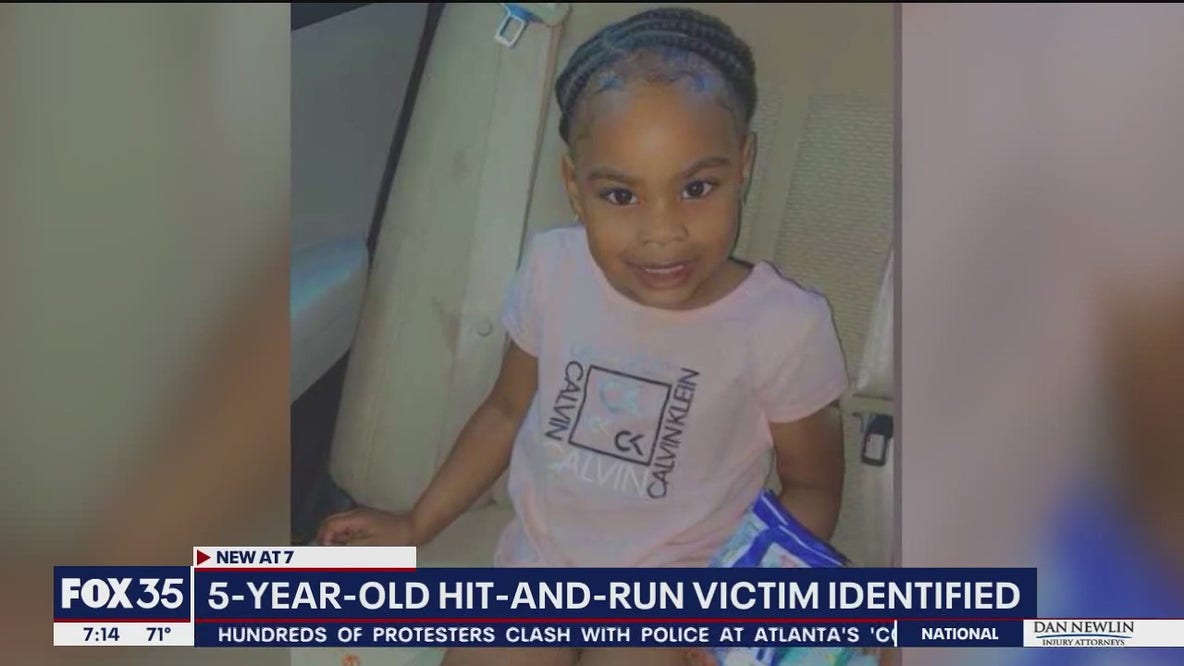 Search for driver who left 5-year-old to die