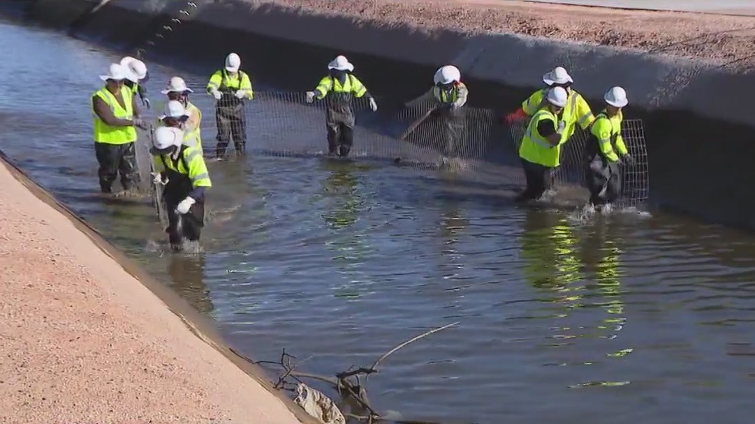 SRP crews take part in annual canal dry up