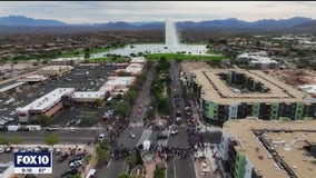 Fountain Hills mark Thanksgiving with parade