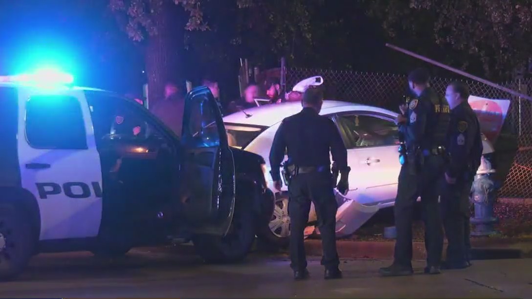 Houston chase ends in crash on Chenevert; woman facing charges