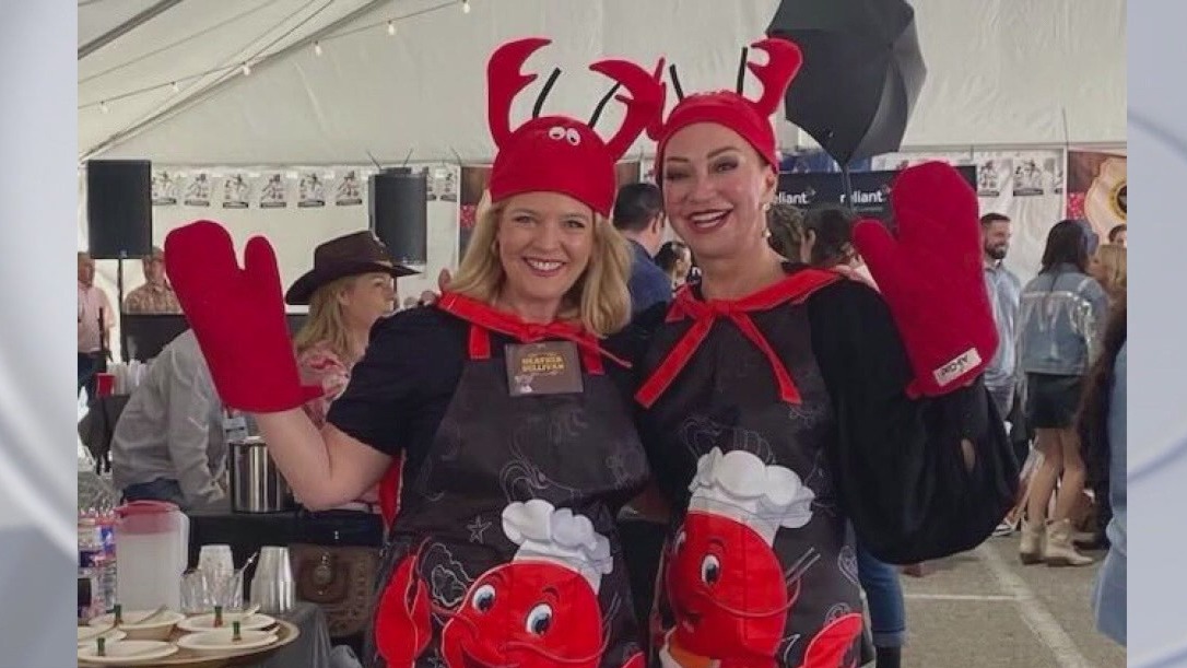FOX 26's Heather Sullivan competes in charity cookoff