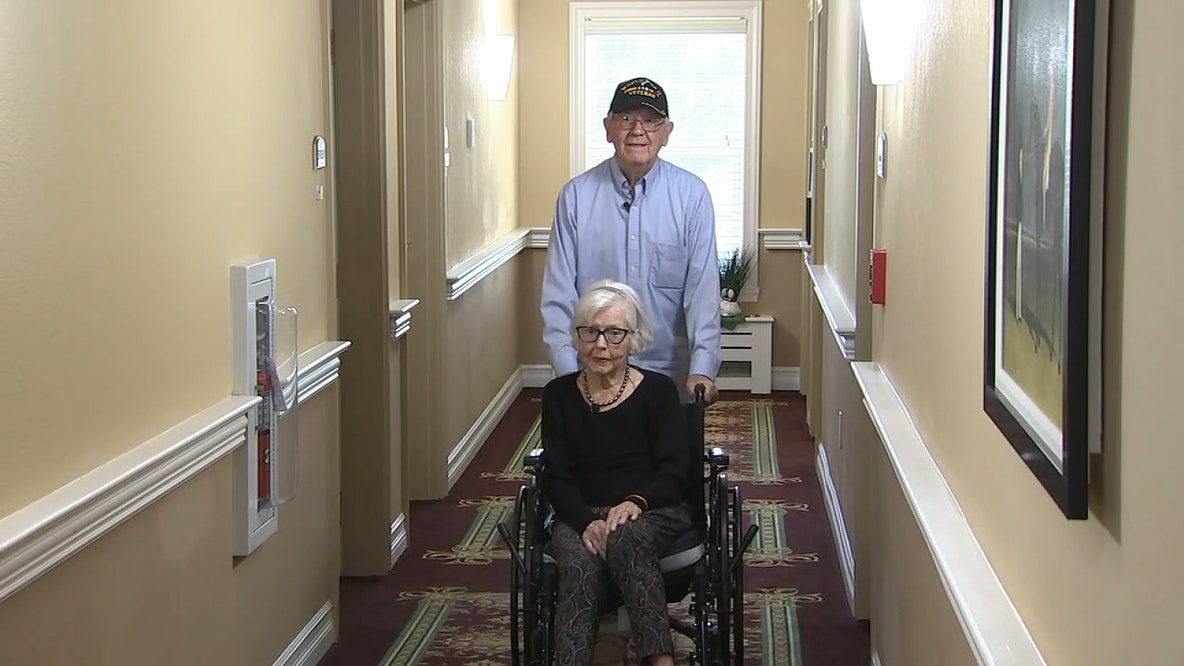 Navy veterans reunite decades after meeting during WWII -- right in Zephyrhills