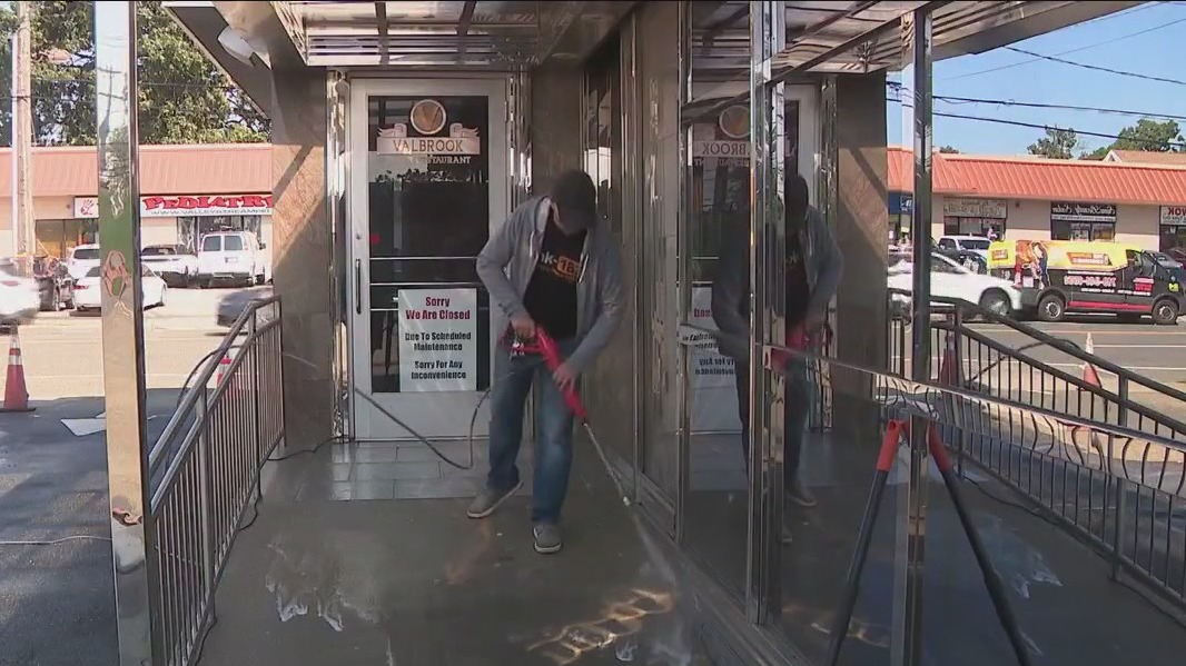 Storm damage cleanup for Long Island business