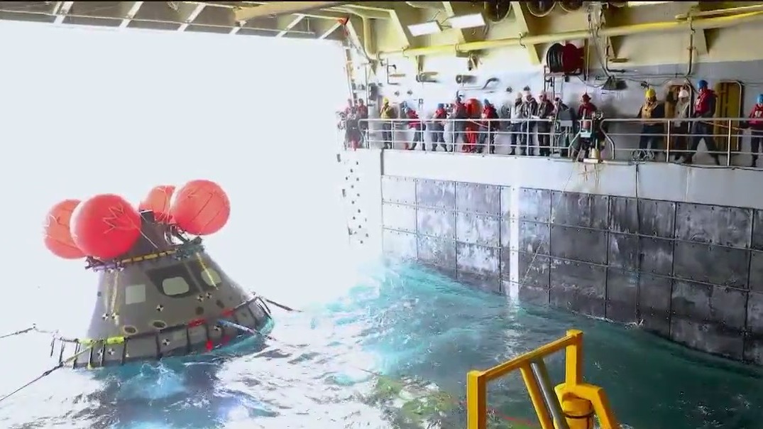 FIT professor will help retrieve Orion space capsule after splashdown