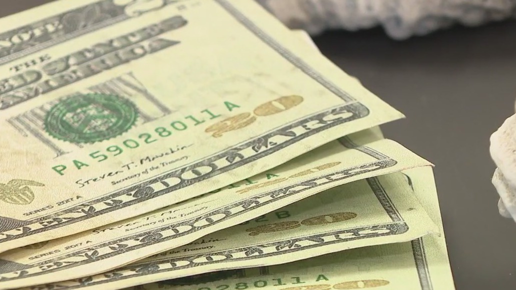 Stack of counterfeit bills found at Phoenix businesses