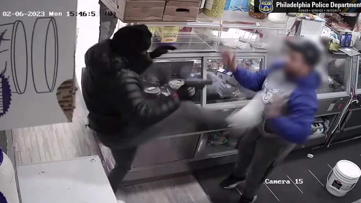 Armed suspects who held Overbrook market employee, customers at gunpoint sought