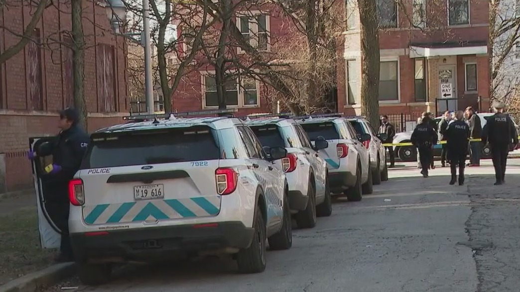 Man faces charges after being shot by Chicago police in North Lawndale