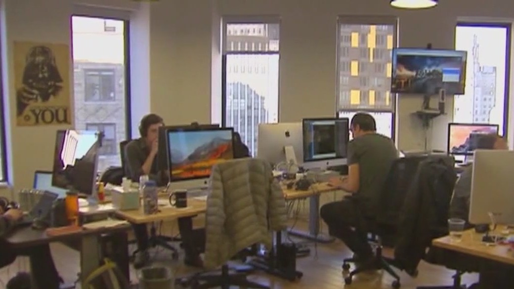 California is 'going bust,' finance expert who predicted Lehman collapse warns