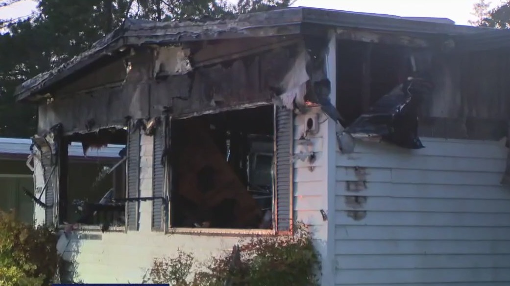 Pleasanton mobile home park fire: Husband dies, wife escapes