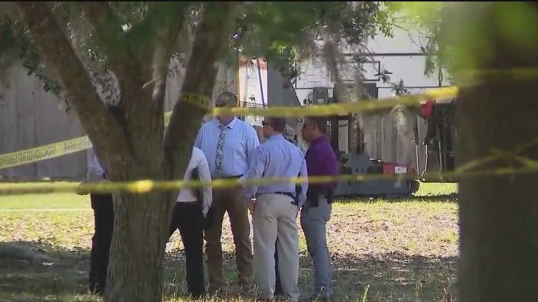 Man accidentally shoots himself in his car