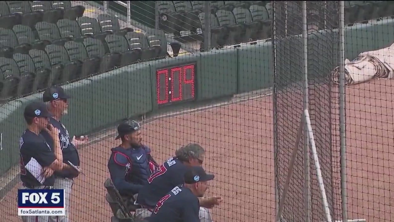 Hitters React to Pitch Clock In Early MLB Spring Training Action