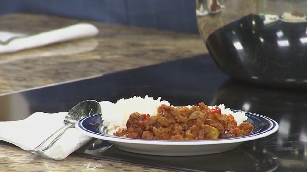 One hour supper: Spanish picadillo with rice