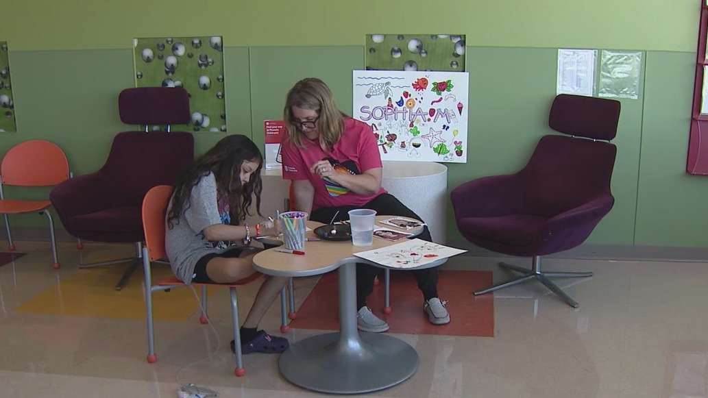 How art helps kids at Phoenix Children's Hospital