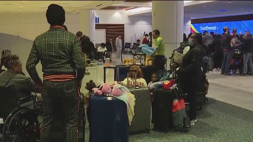 Travel chaos at Orlando International Airport