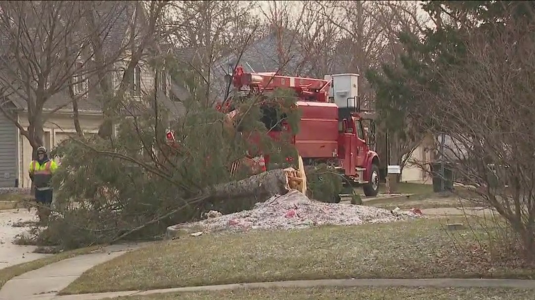Possible tornado ripped through Cook County
