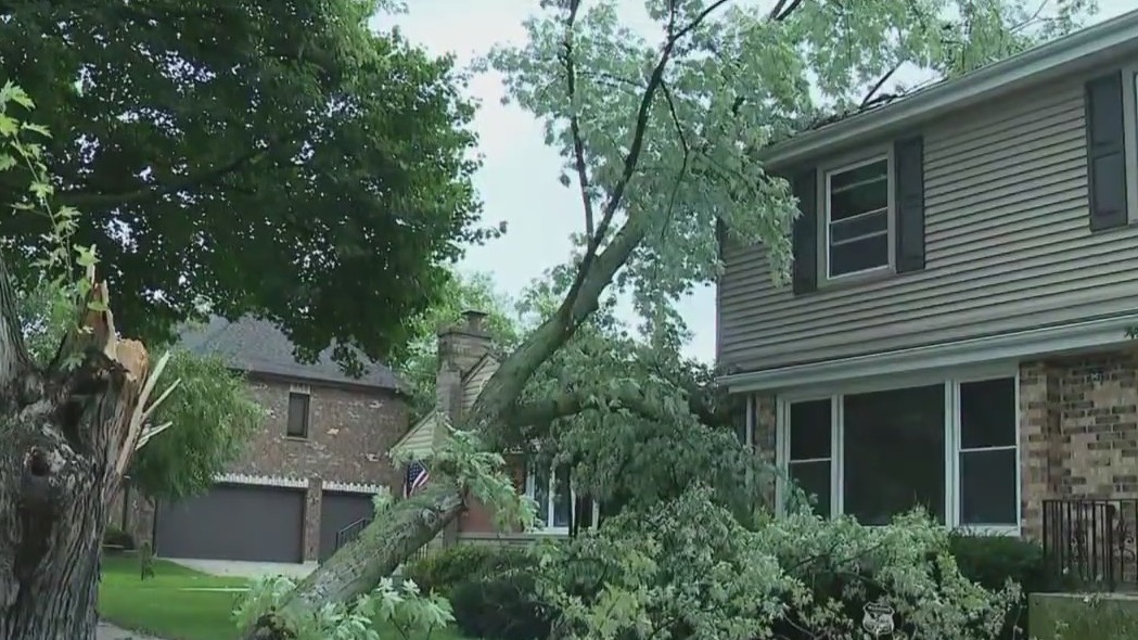 Overnight storms cause power outages, flight cancelations, damage