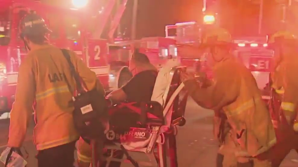 Firefighter hurt in Lincoln Heights blaze