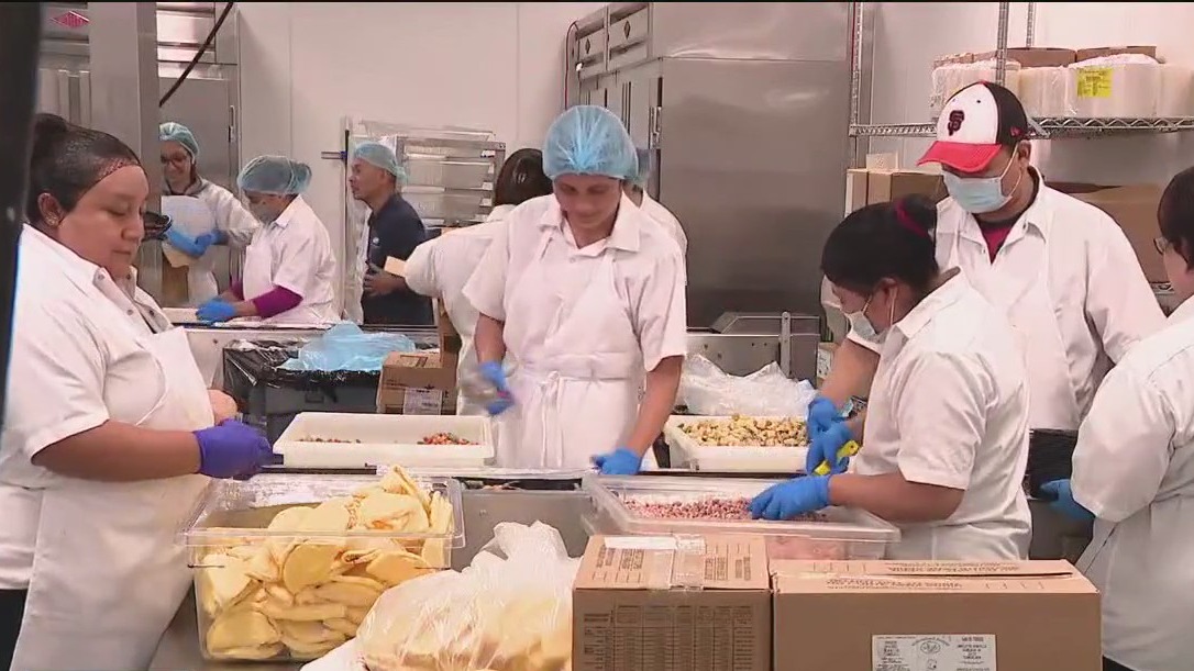 Thousands of seniors will get free meals in Bay Area