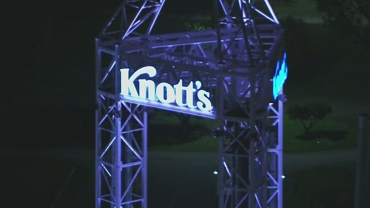 Knott's Berry Farm closes early after multiple fights reported in park