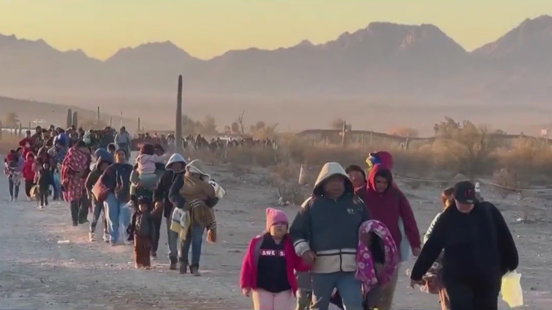 “The border's got no management right now": Arizona cities discuss surge of migrants