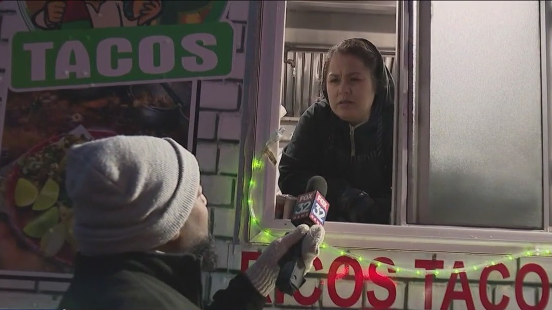 Chicago street vendors on edge after string of armed robberies