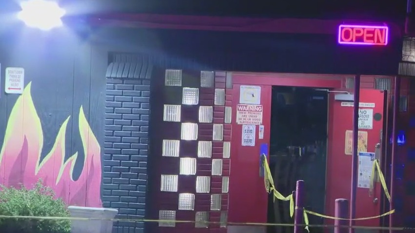 Woman stabbed outside Phoenix bar
