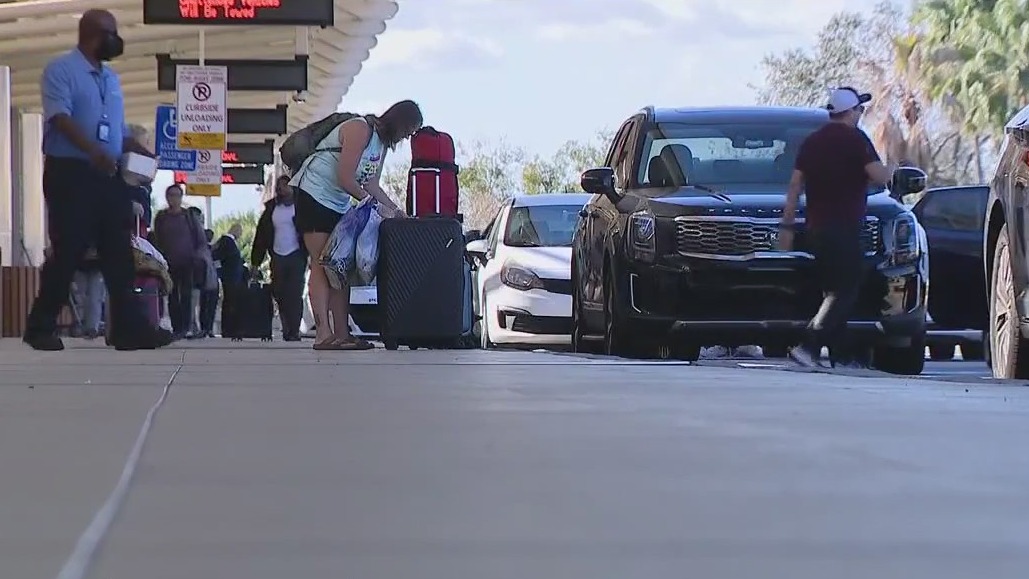 Curbside carjacking reported at Orlando International Airport