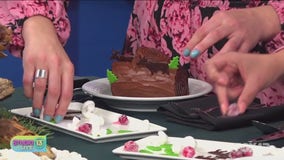 Emerald Eats: Decorating a yule log for the holidays