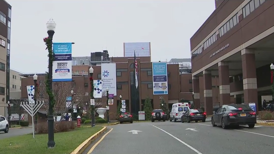 NJ hospitals limit visitors to prevent omicron spread