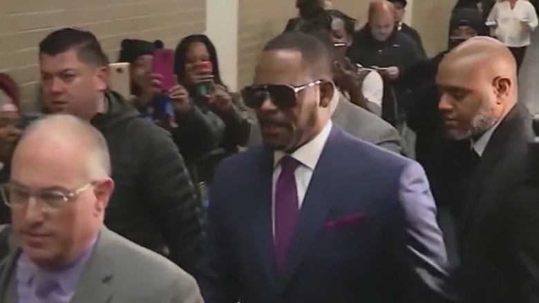'I Admit It': R. Kelly's legal teams says someone stole the singer's music, illegally released new album