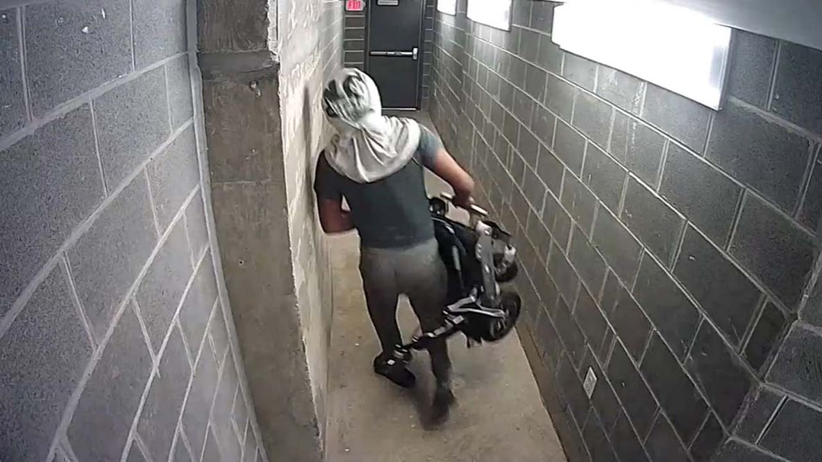 Thief steals electric wheelchair from Bethesda apartment