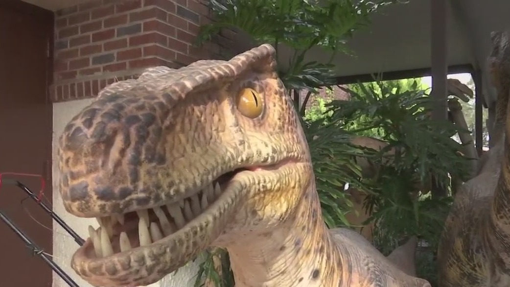 Dinosaur stolen from Florida attraction