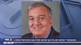 Crestwood mayor now says he won't resign: report