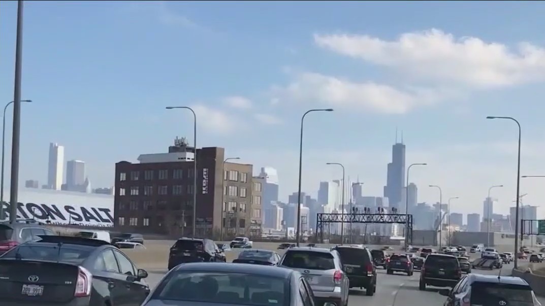 Dreadful delays on Kennedy Expressway as construction resumes