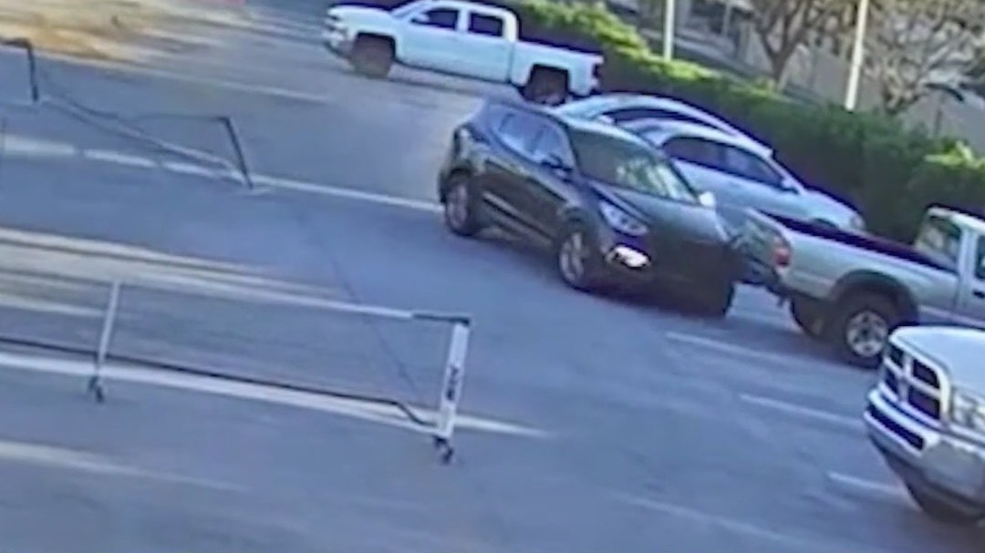 Video shows Tempe firefighters nearly hit by car