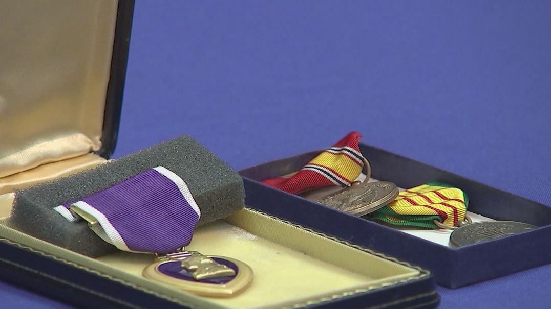 'Operation Purple Heart': Illinois Treasurer asks for help returning Purple Heart medals