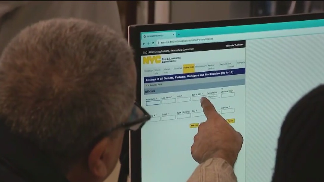 TLC drivers rush to meet application deadline