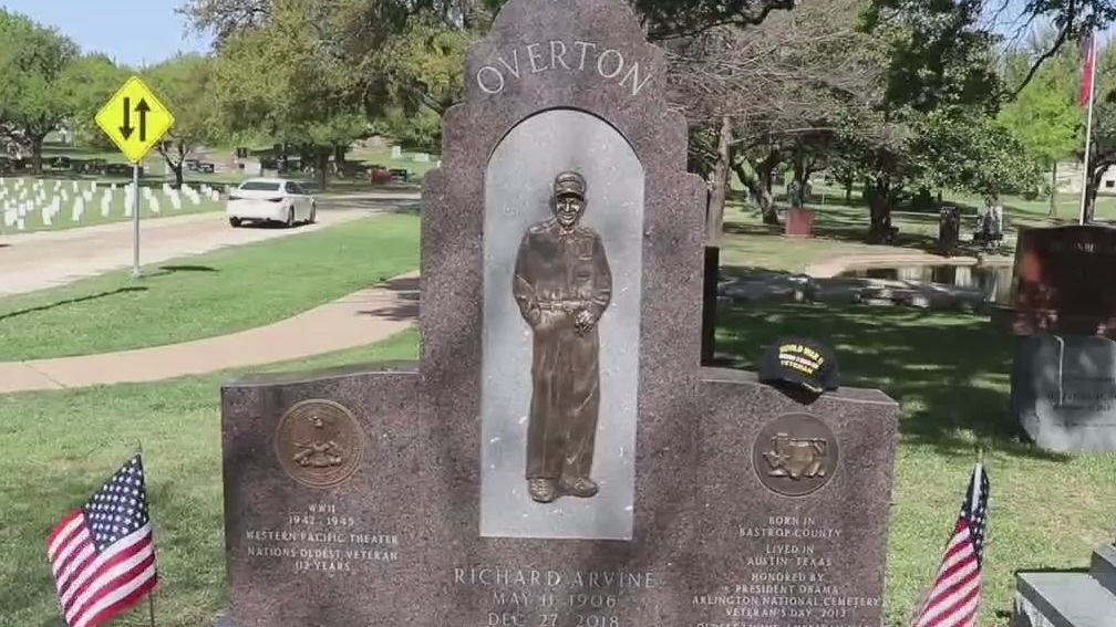 Richard Overton memorial monument unveiled at Texas State Cemetery