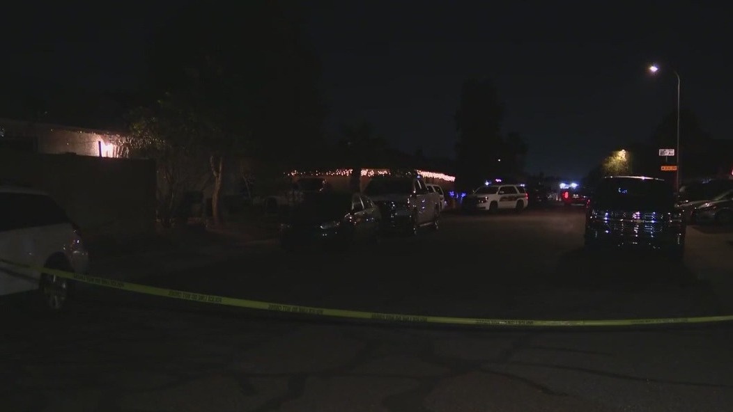 Man shot during apparent home invasion in west Phoenix